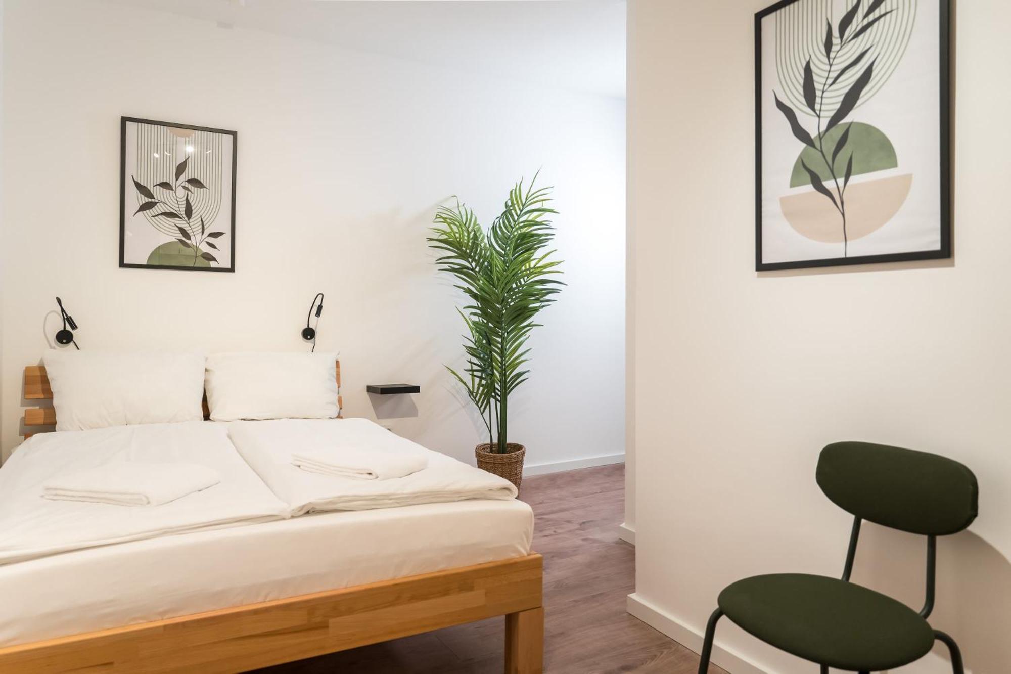 Spacious 1-Bedroom Apartment In Kreuzberg Berlin Exterior foto